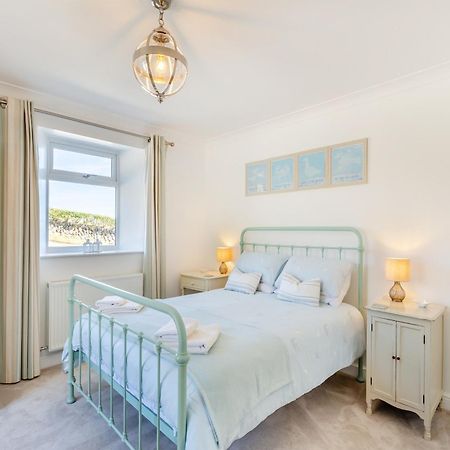 Tregarrek Villa Coverack Exterior photo