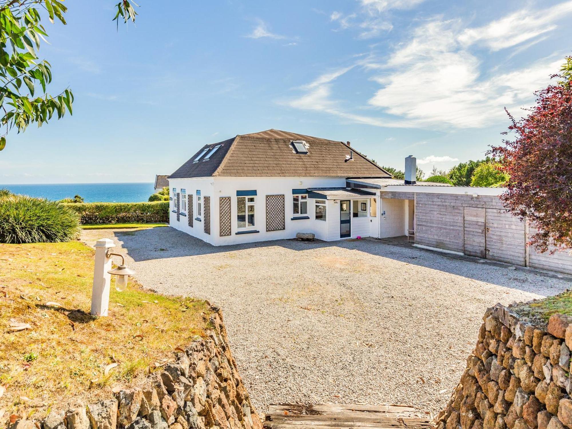 Tregarrek Villa Coverack Exterior photo