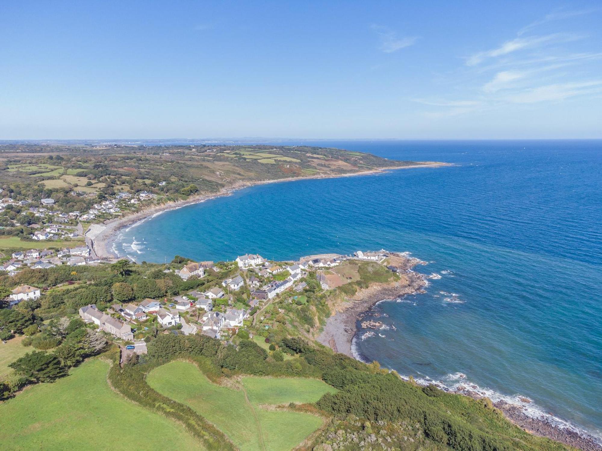 Tregarrek Villa Coverack Exterior photo